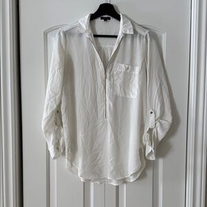 Dynamite Elegant White Zip-Up Blouse